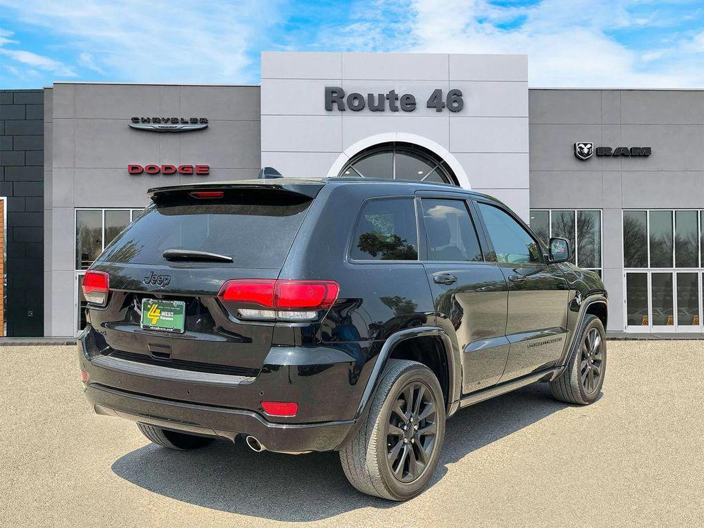 used 2022 Jeep Grand Cherokee car, priced at $25,491