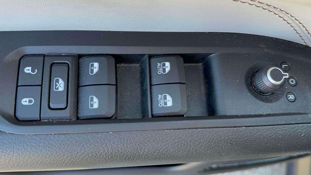 used 2022 Jeep Compass car, priced at $20,991