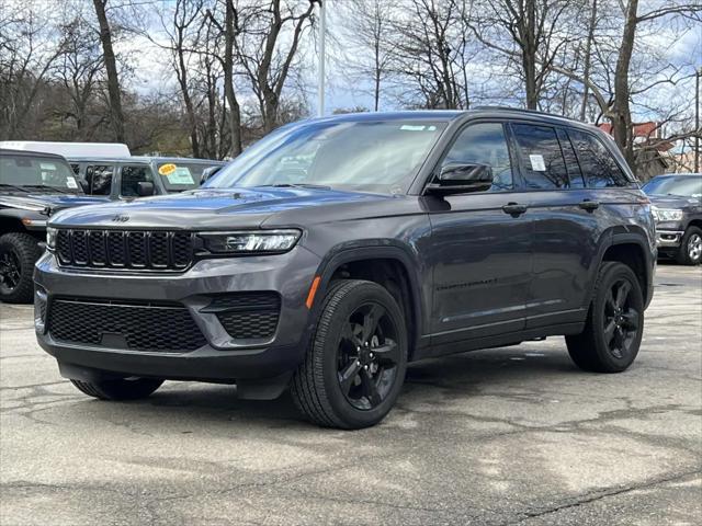 used 2023 Jeep Grand Cherokee car, priced at $35,991