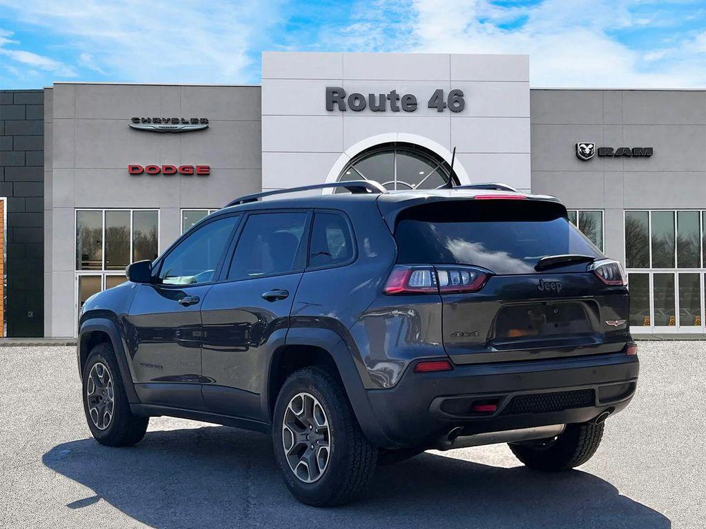 used 2021 Jeep Cherokee car, priced at $22,991