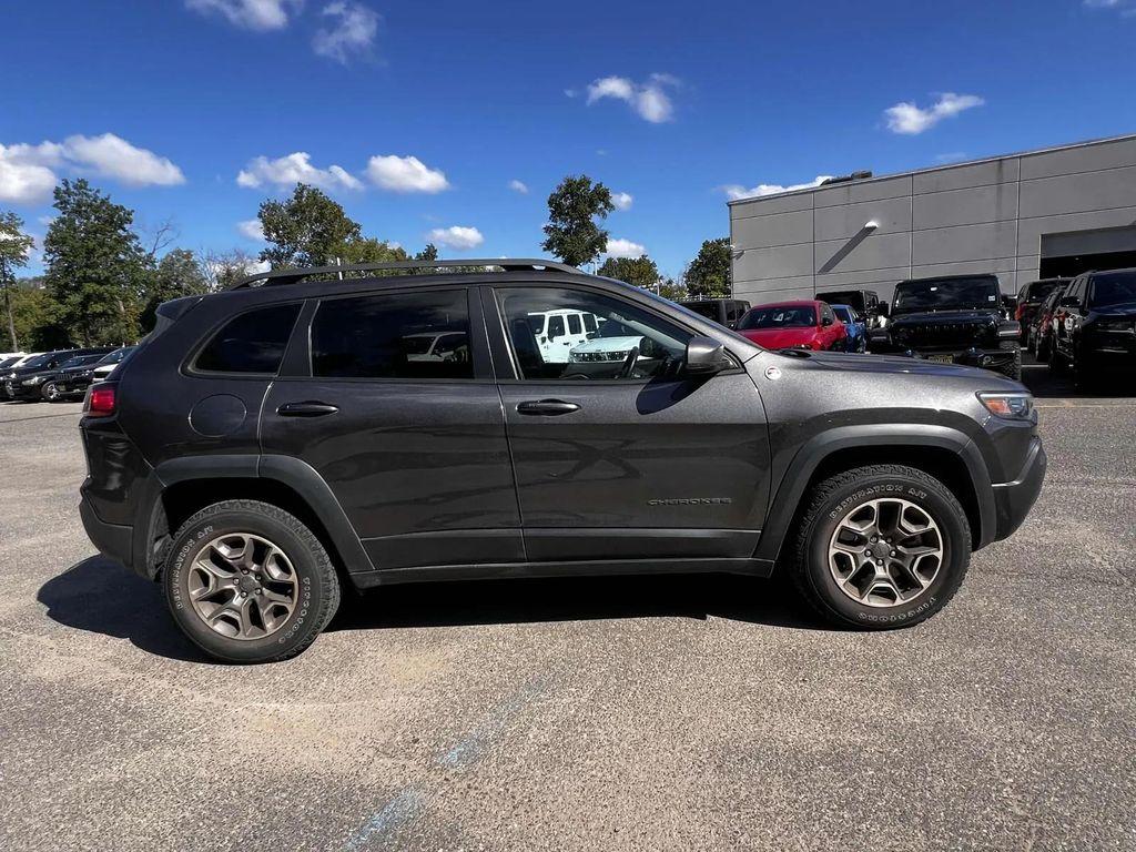 used 2021 Jeep Cherokee car, priced at $24,991