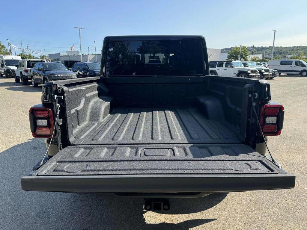 used 2022 Jeep Gladiator car, priced at $30,991