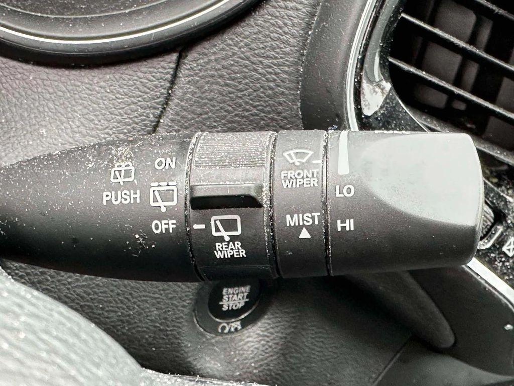 used 2022 Jeep Cherokee car, priced at $19,991