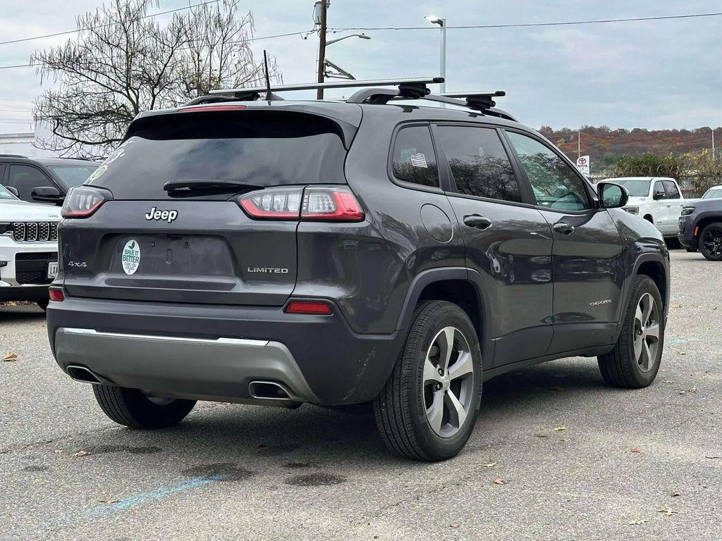 used 2022 Jeep Cherokee car, priced at $19,991