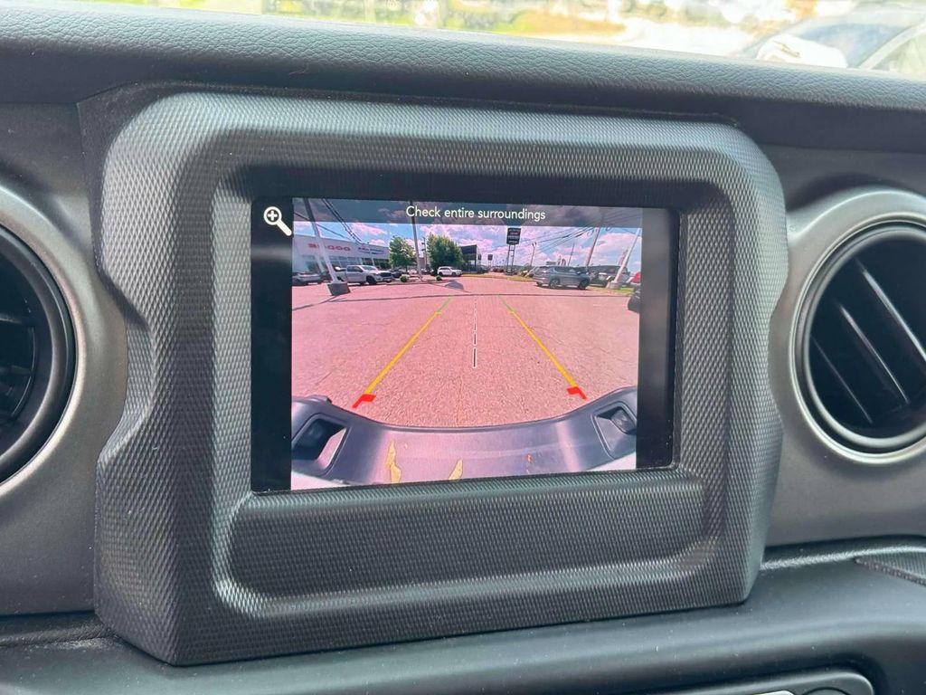 used 2022 Jeep Gladiator car, priced at $34,991