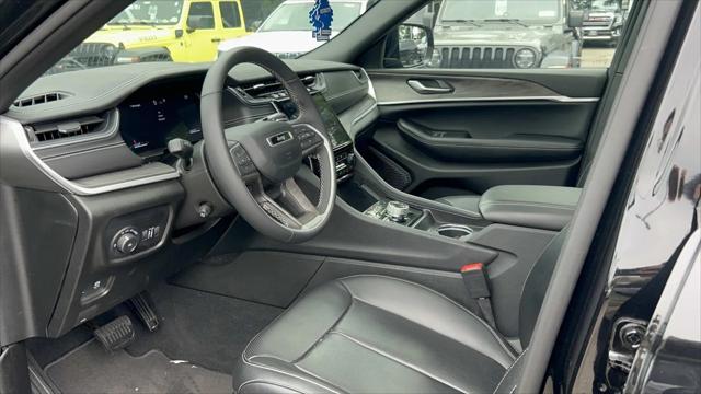 used 2024 Jeep Grand Cherokee car, priced at $43,991