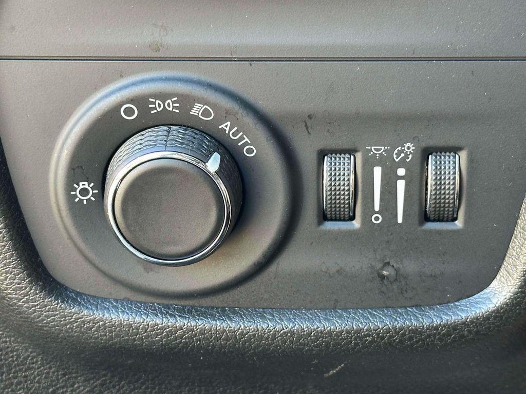 used 2023 Jeep Grand Cherokee car, priced at $34,591