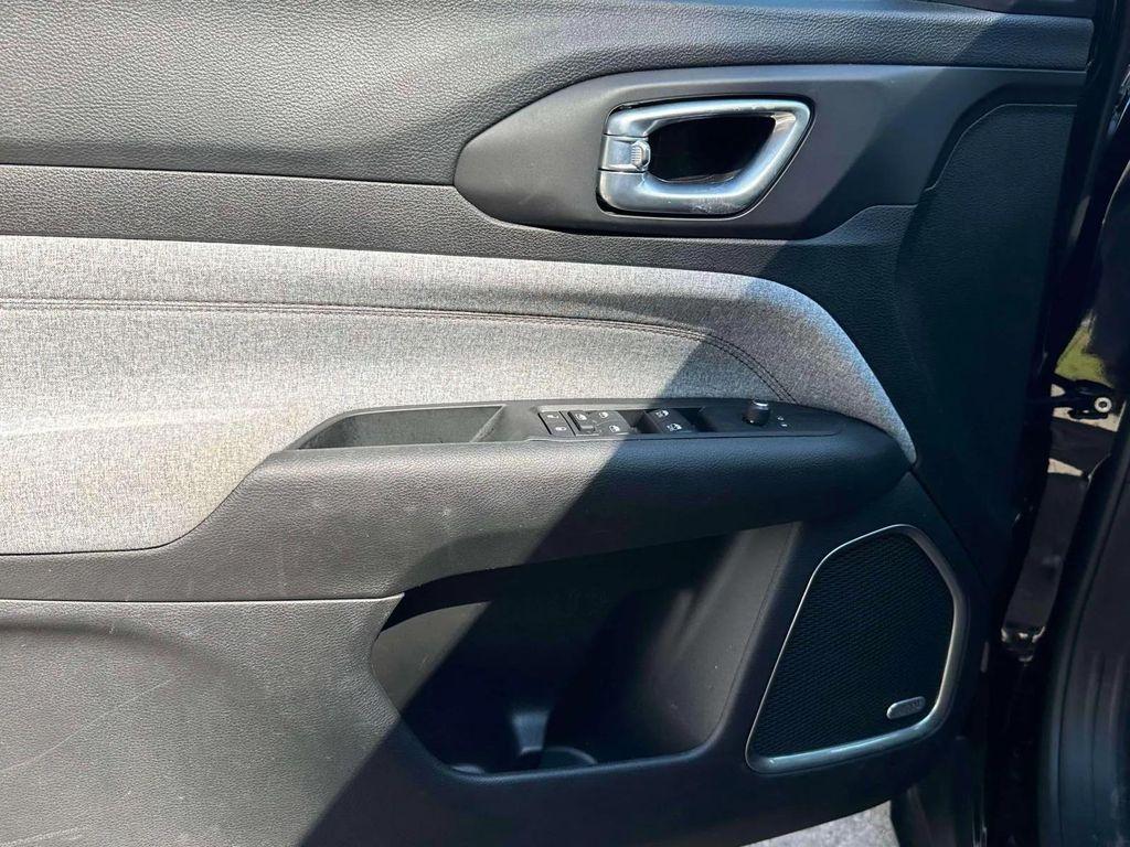 used 2022 Jeep Compass car, priced at $18,991