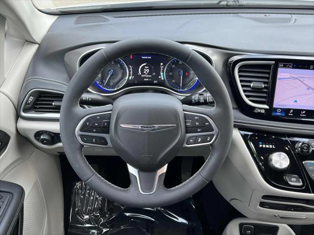 used 2022 Chrysler Pacifica car, priced at $31,991