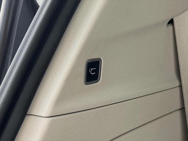 used 2022 Chrysler Pacifica car, priced at $31,991