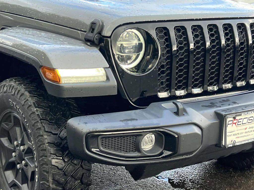used 2021 Jeep Gladiator car, priced at $31,991