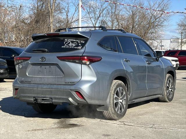 used 2021 Toyota Highlander car, priced at $31,991