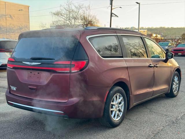 used 2021 Chrysler Pacifica car, priced at $25,991