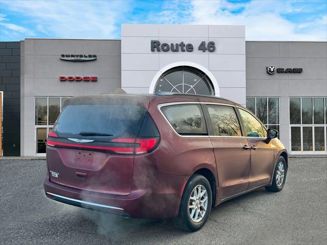 used 2021 Chrysler Pacifica car, priced at $25,991