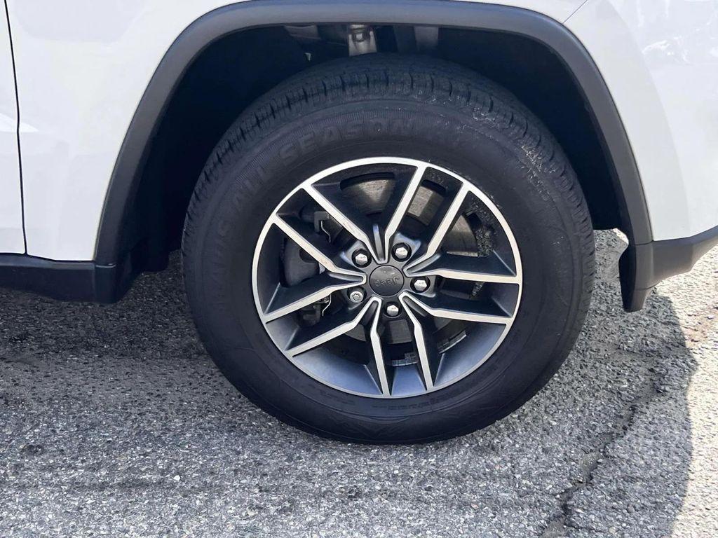 used 2022 Jeep Grand Cherokee car, priced at $26,991