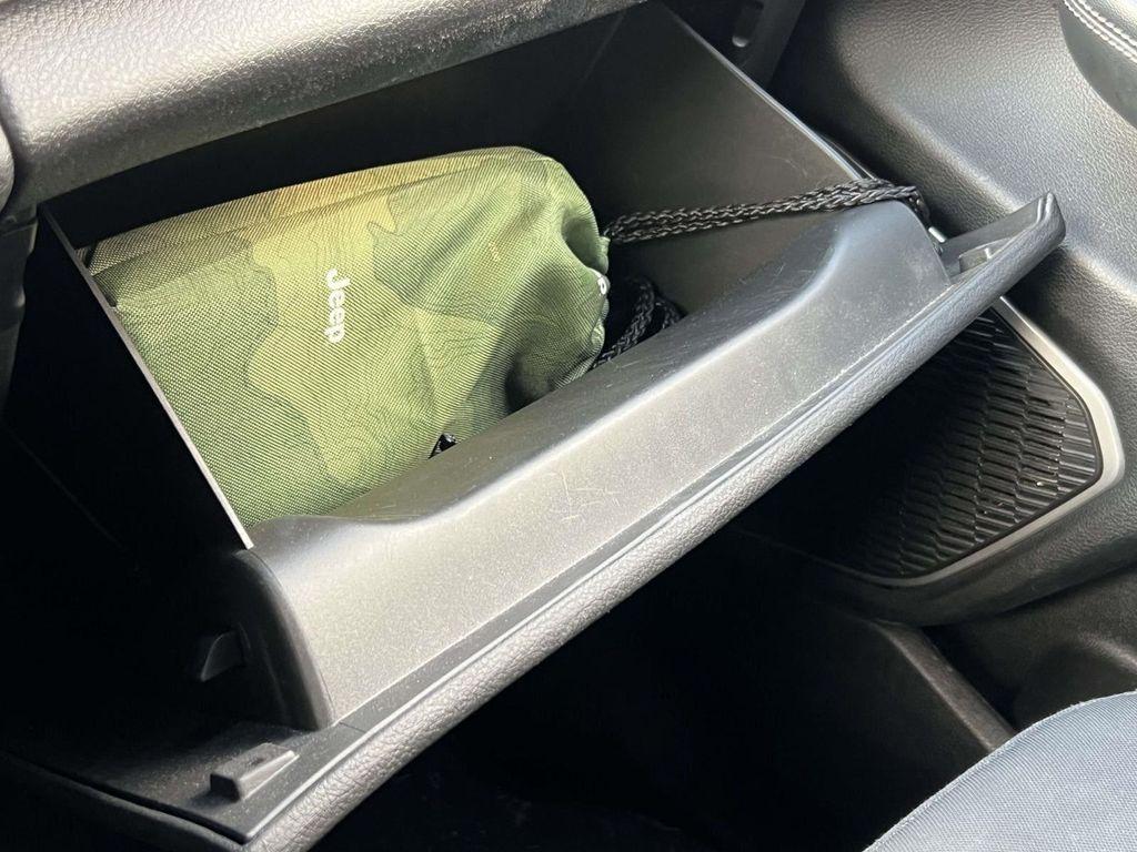 used 2021 Jeep Grand Cherokee L car, priced at $19,991