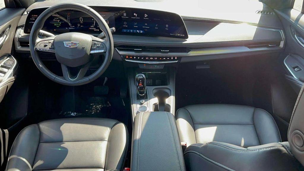 used 2024 Cadillac XT4 car, priced at $31,991