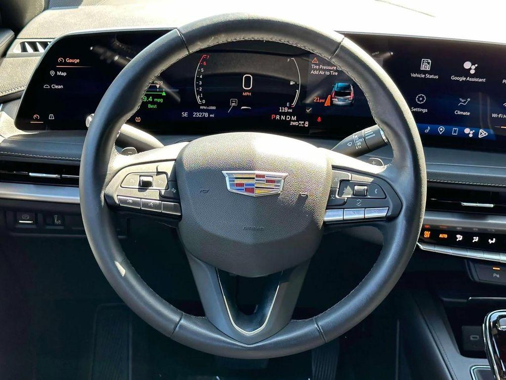 used 2024 Cadillac XT4 car, priced at $31,991
