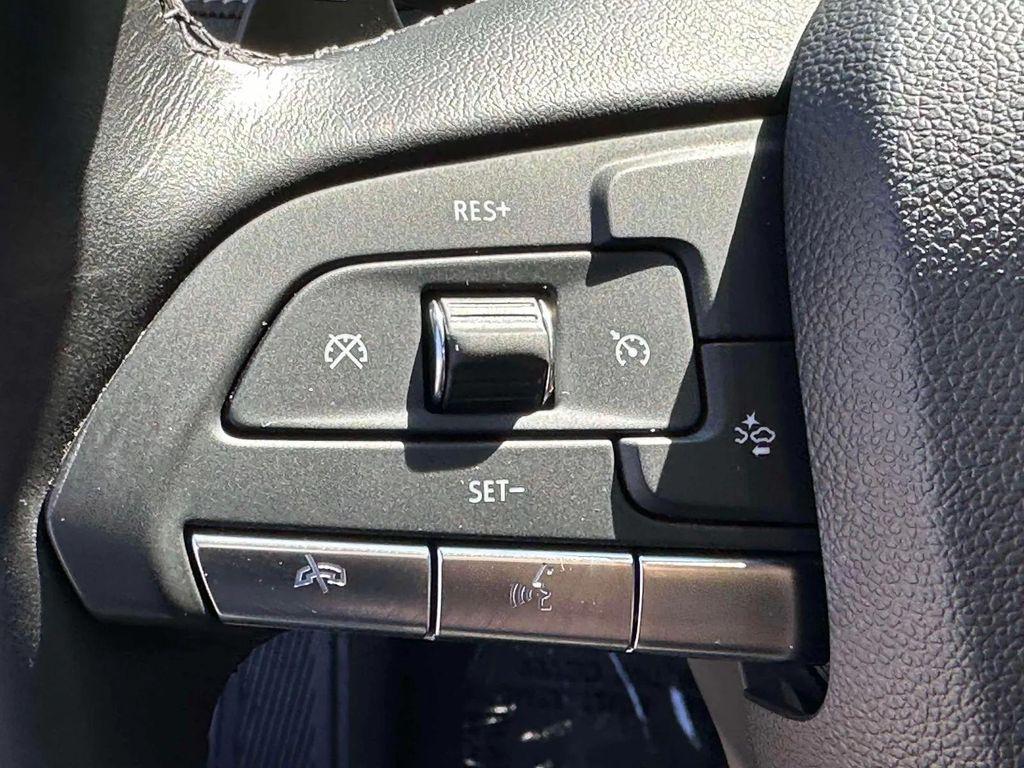 used 2024 Cadillac XT4 car, priced at $31,991