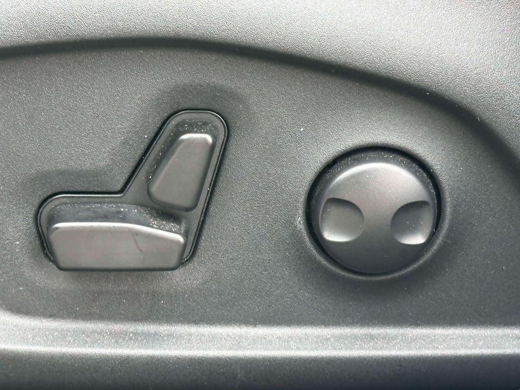 used 2023 Jeep Compass car, priced at $22,991