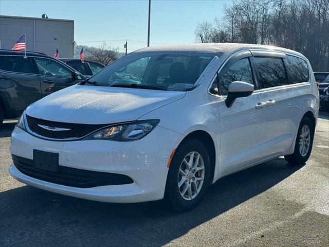 used 2019 Chrysler Pacifica car, priced at $13,991