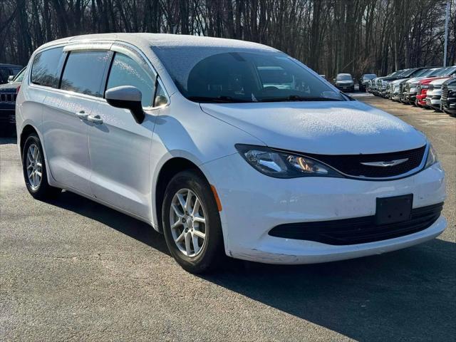 used 2019 Chrysler Pacifica car, priced at $13,991