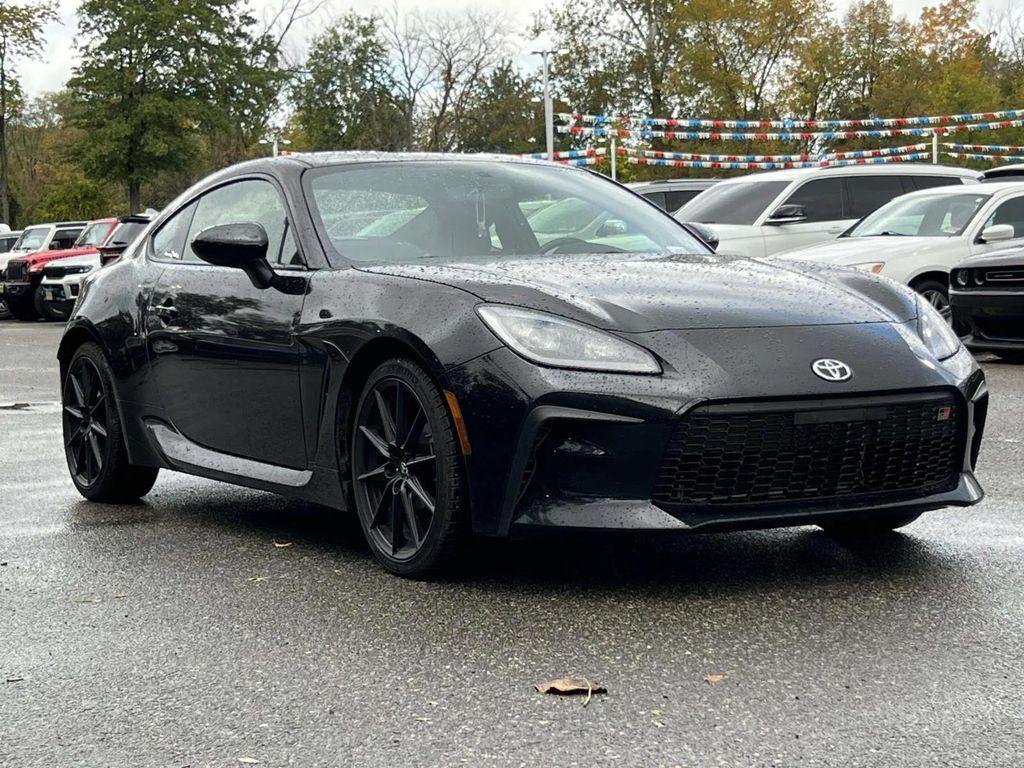 used 2025 Toyota GR86 car, priced at $28,991