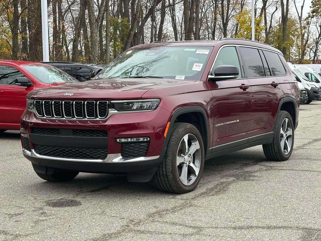 used 2024 Jeep Grand Cherokee L car, priced at $36,991