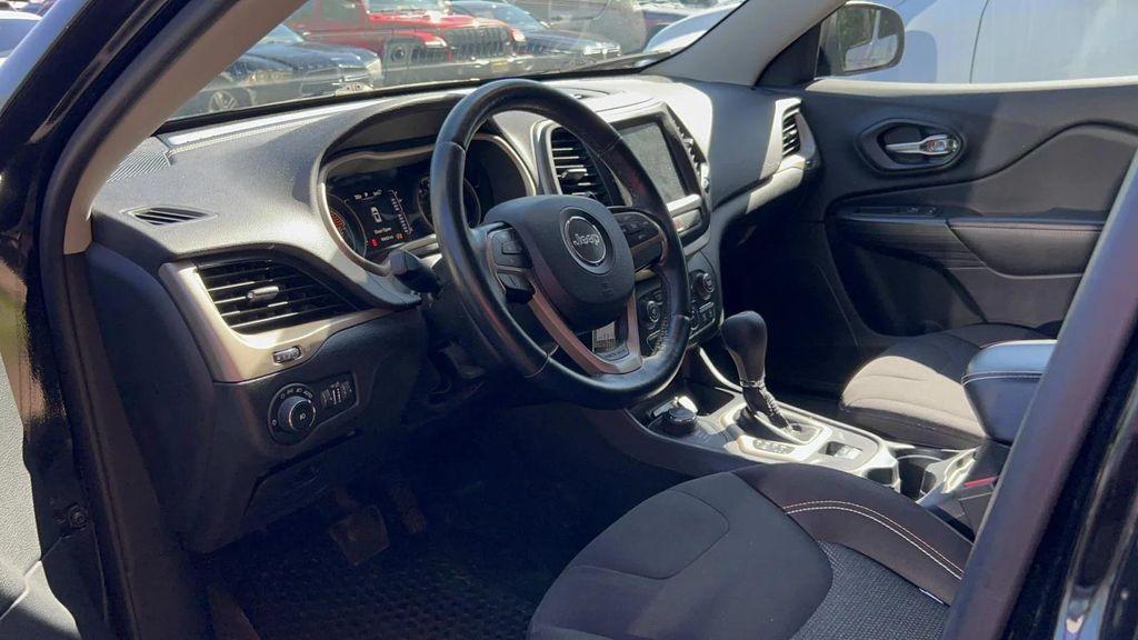 used 2017 Jeep Cherokee car, priced at $12,991
