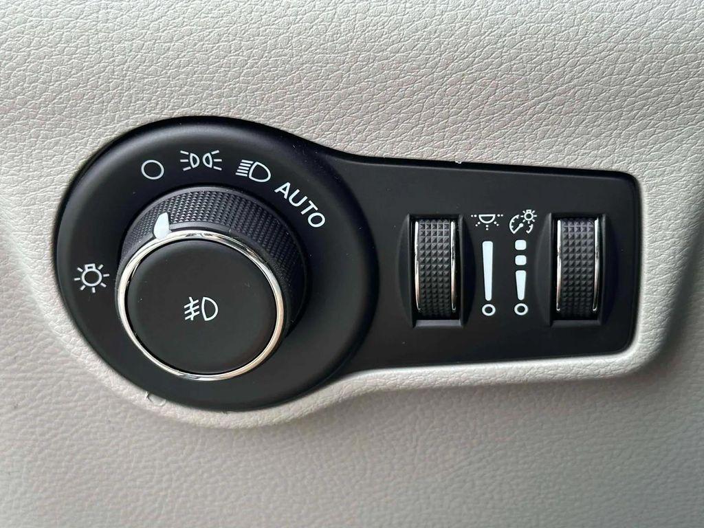 used 2022 Jeep Compass car, priced at $21,991