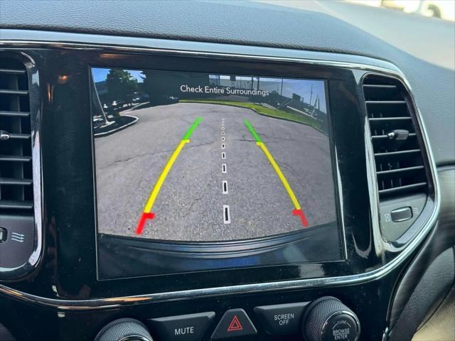used 2021 Jeep Grand Cherokee car