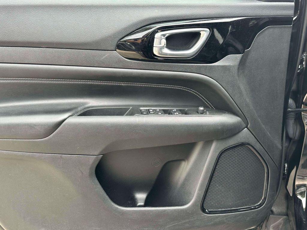 used 2022 Jeep Compass car, priced at $20,991