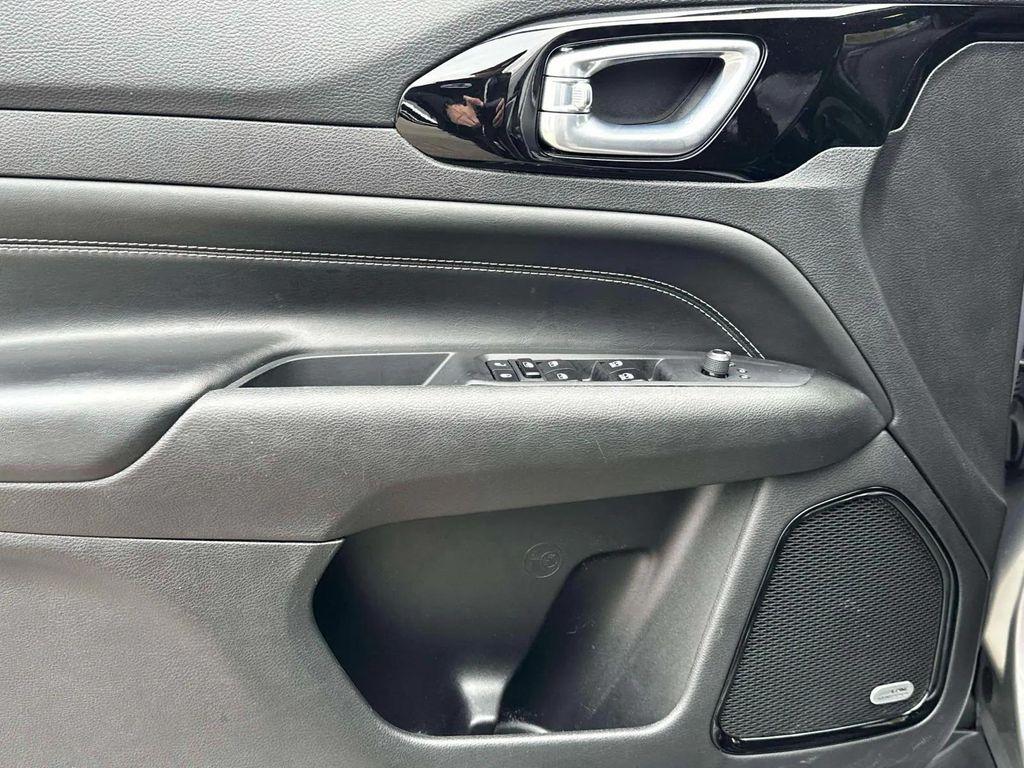 used 2023 Jeep Compass car, priced at $22,791