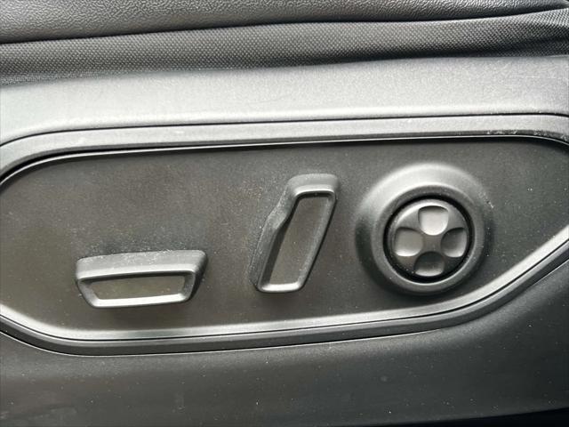 used 2024 Jeep Grand Cherokee car, priced at $37,691