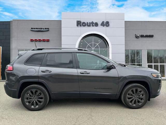 used 2021 Jeep Cherokee car, priced at $22,991