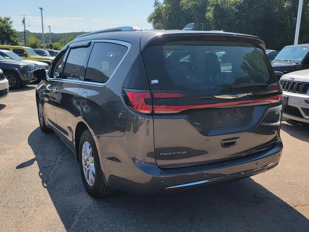 used 2021 Chrysler Pacifica car, priced at $19,991