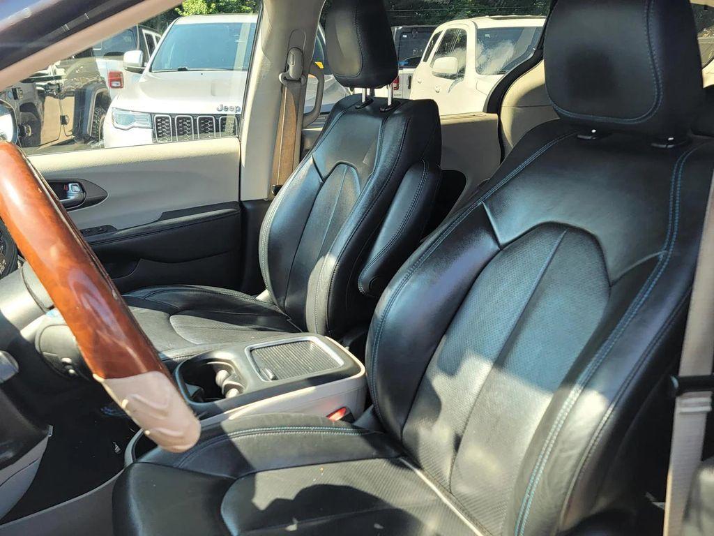 used 2021 Chrysler Pacifica car, priced at $19,991