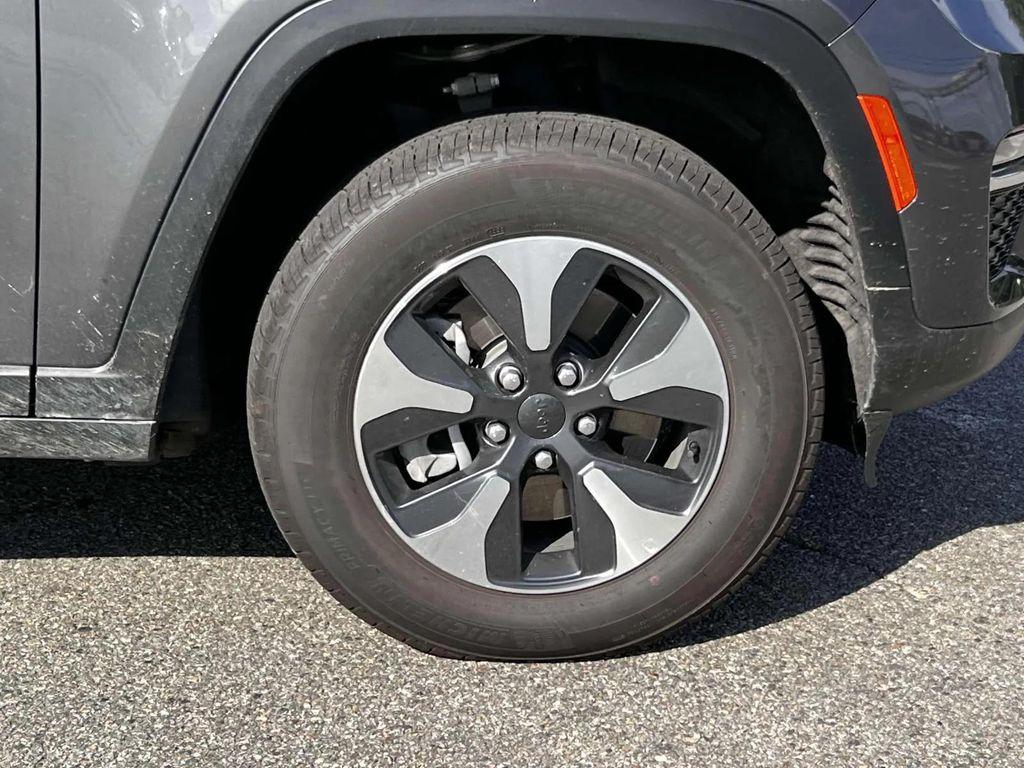 used 2023 Jeep Grand Cherokee 4xe car