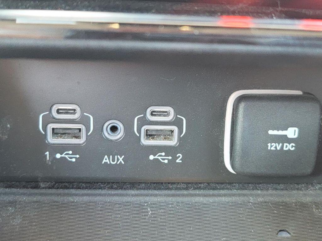 used 2022 Jeep Grand Cherokee L car, priced at $28,991
