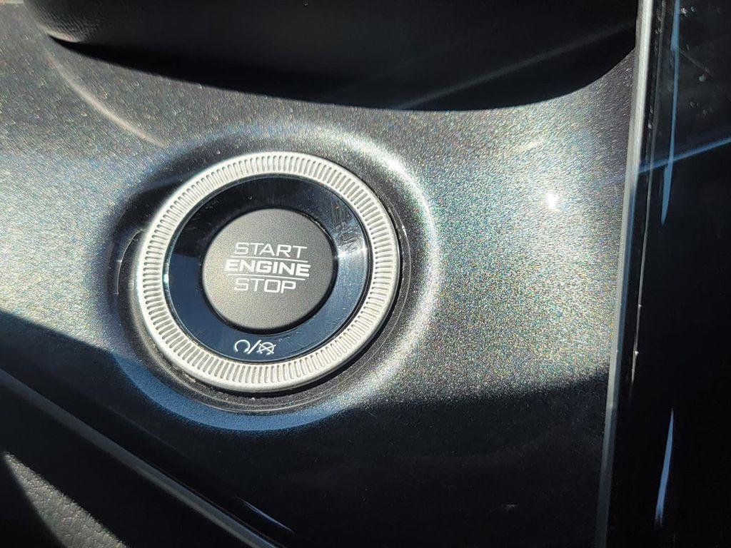 used 2022 Jeep Grand Cherokee L car, priced at $28,991