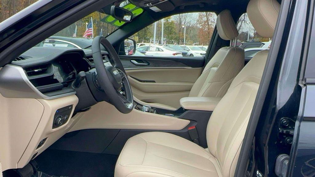 used 2023 Jeep Grand Cherokee 4xe car, priced at $25,991