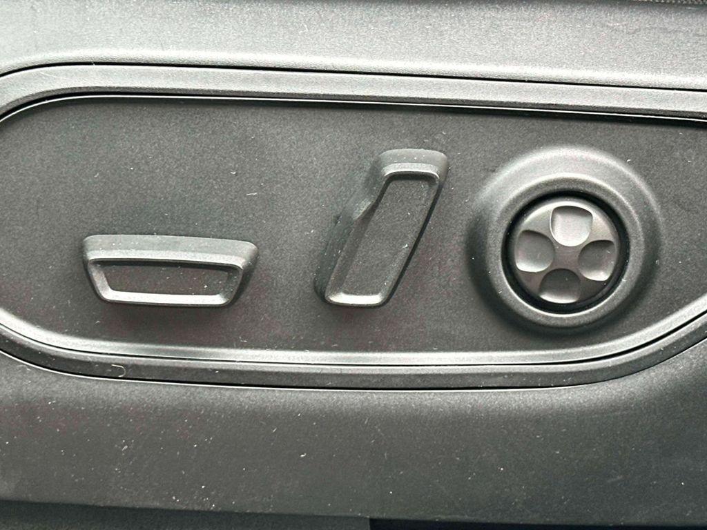 used 2024 Jeep Grand Cherokee L car, priced at $34,991