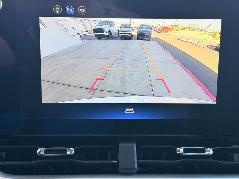 new 2026 Chevrolet Equinox car, priced at $32,560