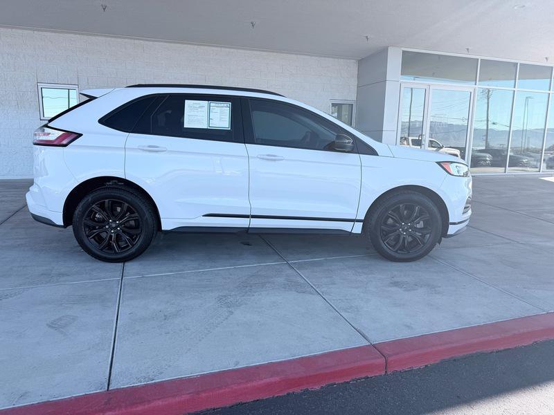 used 2022 Ford Edge car, priced at $17,880