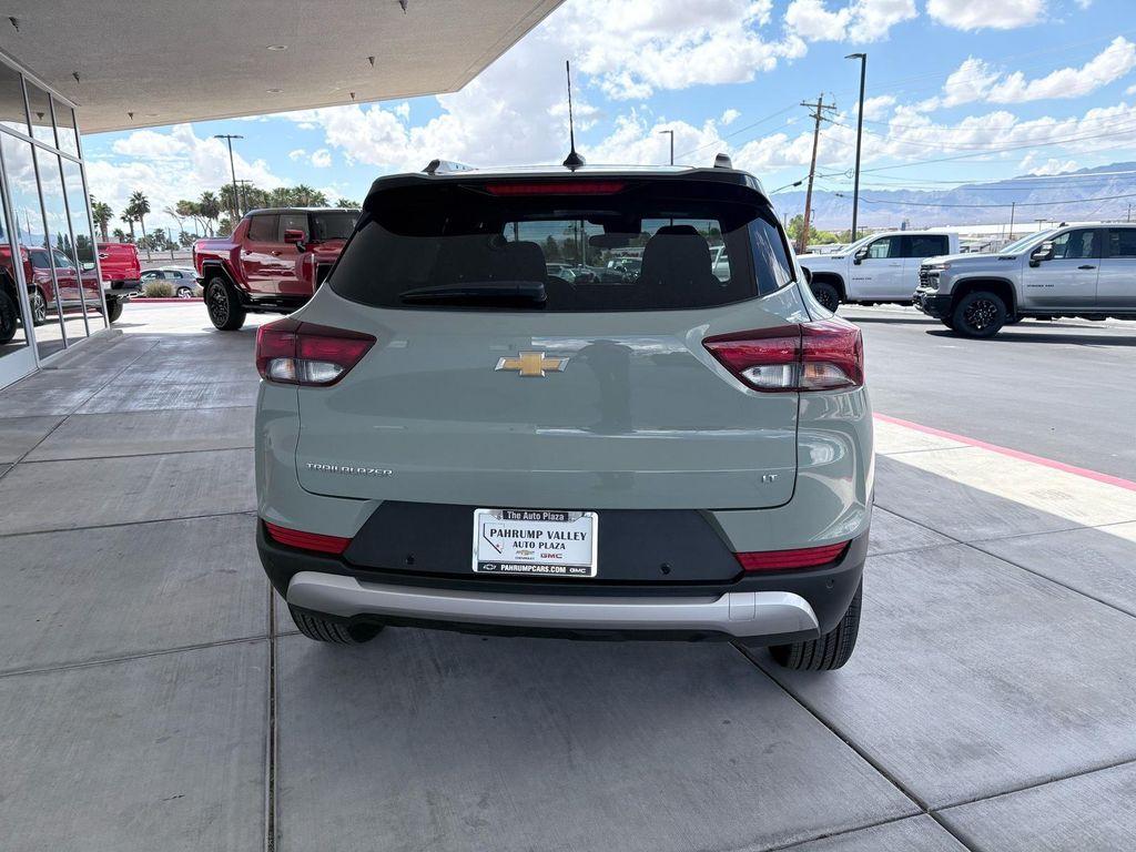 new 2026 Chevrolet TrailBlazer car, priced at $28,065