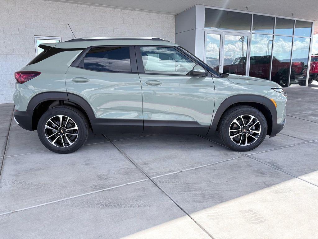 new 2026 Chevrolet TrailBlazer car, priced at $28,065
