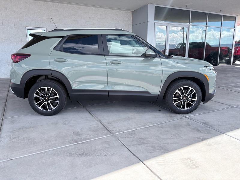 new 2026 Chevrolet TrailBlazer car, priced at $26,101