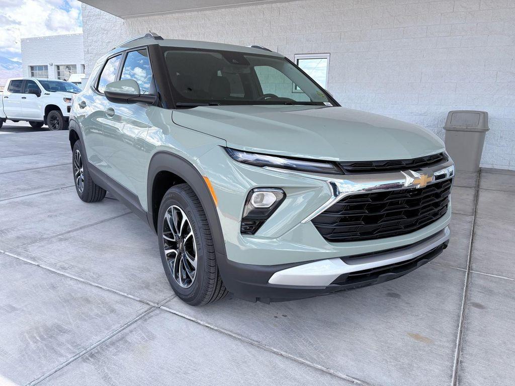 new 2026 Chevrolet TrailBlazer car, priced at $28,065
