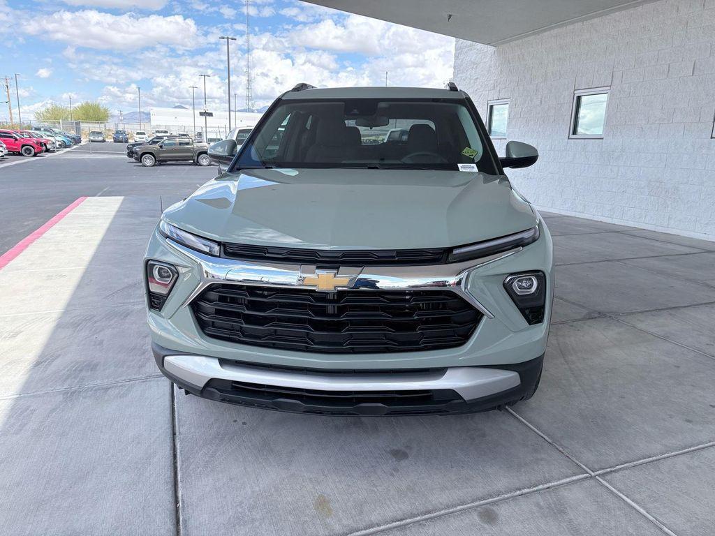 new 2026 Chevrolet TrailBlazer car, priced at $28,065