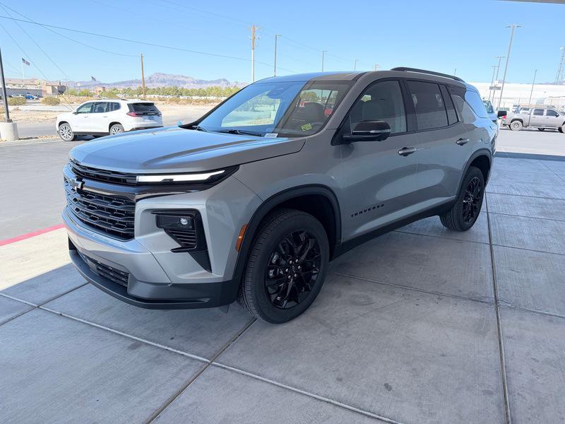 new 2026 Chevrolet Traverse car, priced at $47,630